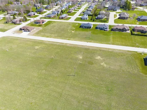 919 10th Street SW Dyersville IA 52040