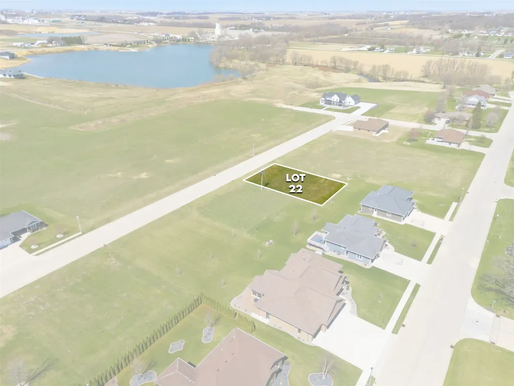 719 8th Street SW Dyersville IA 52040