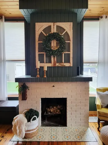 108 N 4th Bellevue IA 52031
