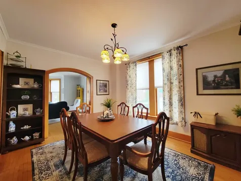 108 N 4th Bellevue IA 52031