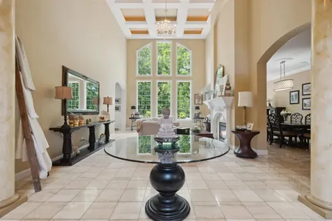 1047 Shady Oaks Dubuque IA 52003