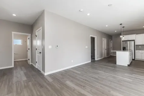2328 Tiffany Dubuque IA 52001