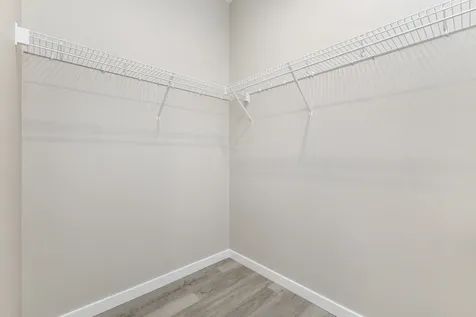 2328 Tiffany Dubuque IA 52001