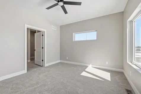 2306 Tiffany Dubuque IA 52001