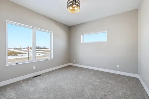 2306 Tiffany Dubuque IA 52001