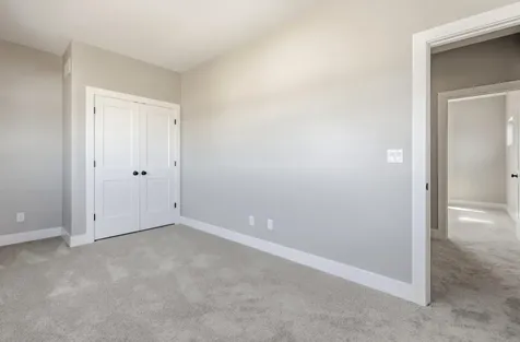 2306 Tiffany Dubuque IA 52001