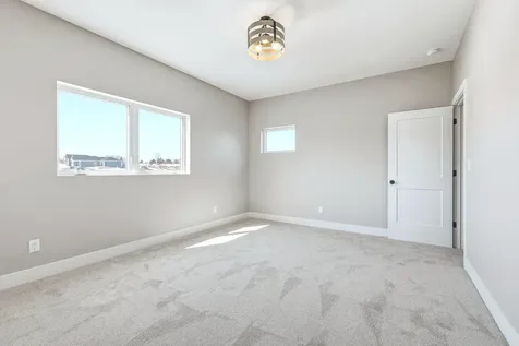 2306 Tiffany Dubuque IA 52001