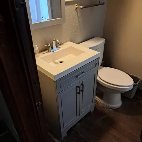568 Loras Dubuque IA 52001