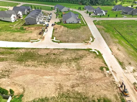 Lot 125 Edenbrook Dubuque IA 52003