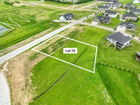 Lot 73 Waterbridge Dubuque IA 52003
