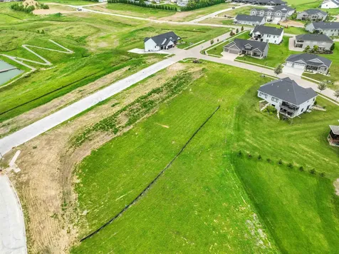 Lot 73 Waterbridge Dubuque IA 52003
