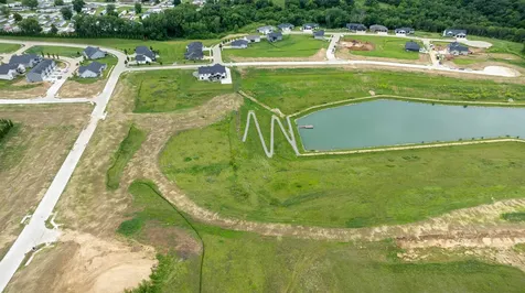 Lot 72 Waterbridge Dubuque IA 52003