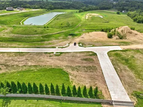 Lot 121 South Pointe Dubuque IA 52003