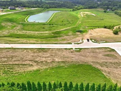 Lot 122 South Pointe Dubuque IA 52003