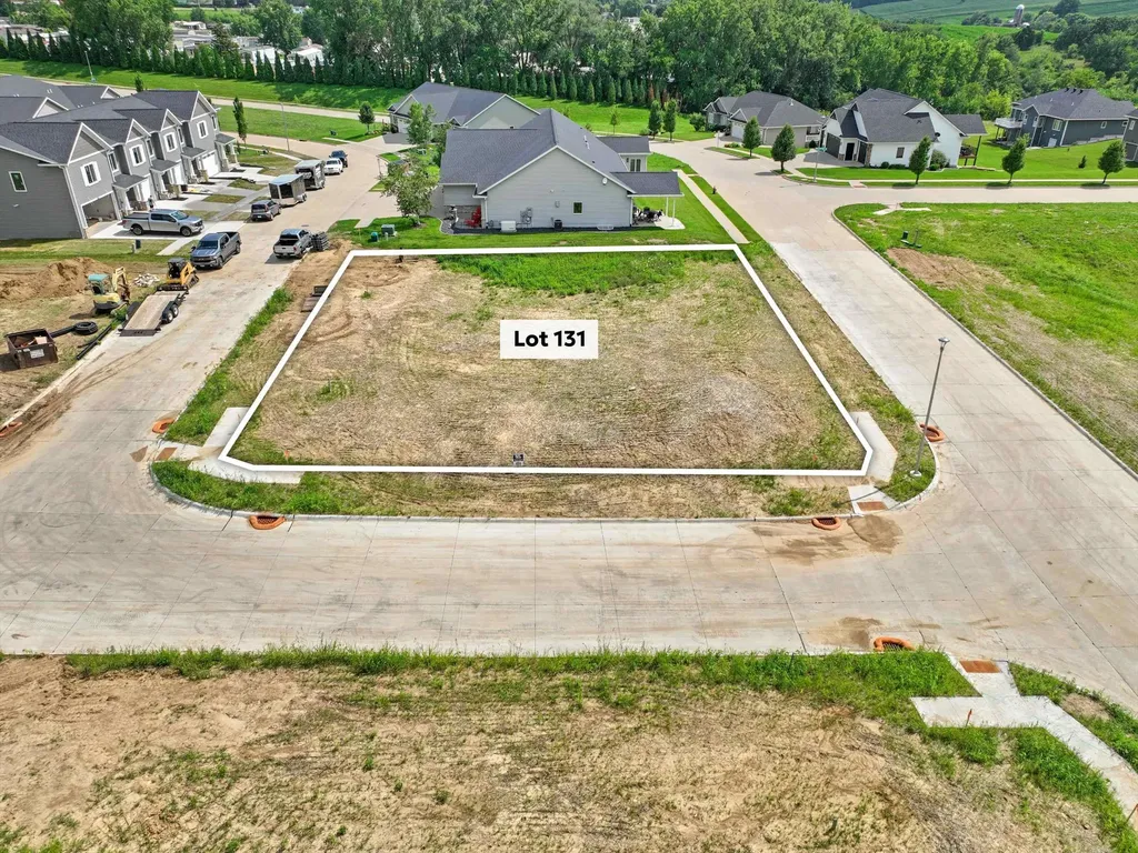 Lot 131 Autumn Ridge Dubuque IA 52003