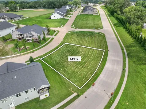 Lot 12 Autumn Ridge Dubuque IA 52003