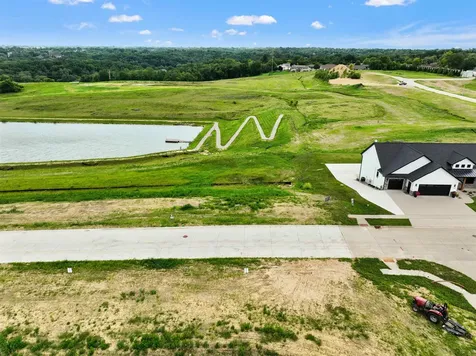 Lot 88 Waterbridge Dubuque IA 52003