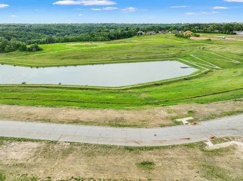 Lot 84 Waterbridge Dubuque IA 52003