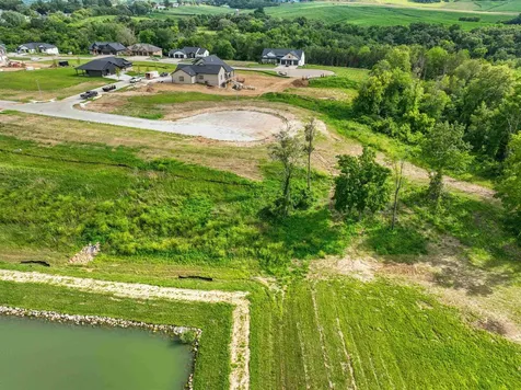 Lot 80 Waterbridge Dubuque IA 52003