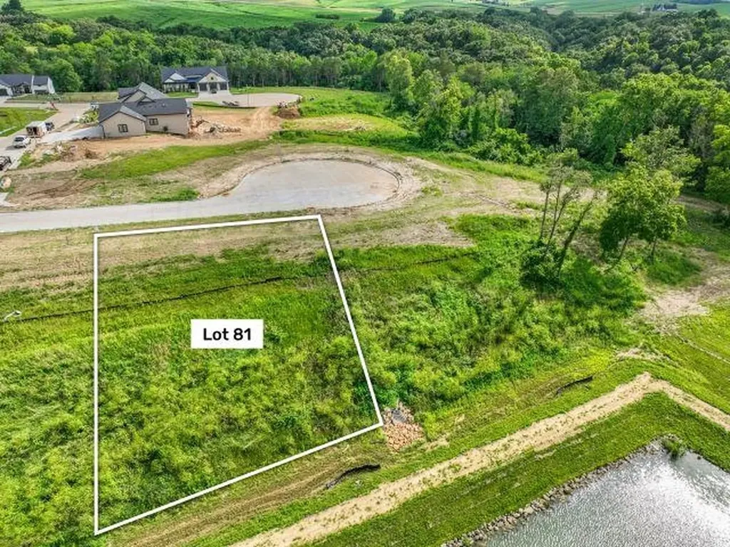 Lot 81 Waterbridge Dubuque IA 52003