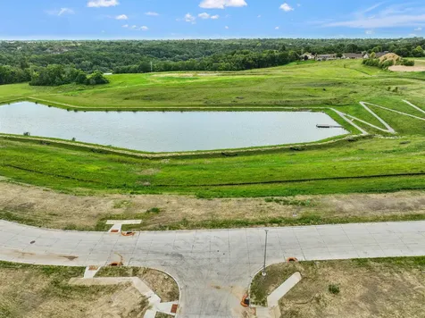 Lot 85 Waterbridge Dubuque IA 52003