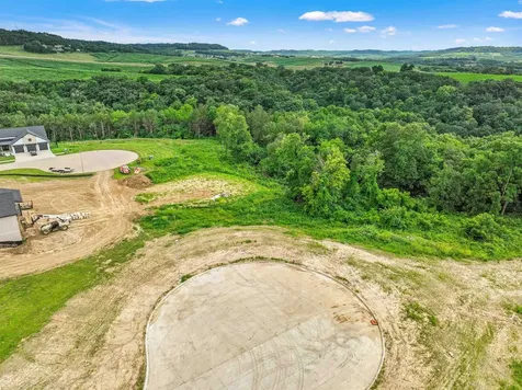Lot 78 Waterbridge Dubuque IA 52003