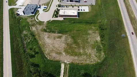 6501 Boulder Brook Dubuque IA 52003