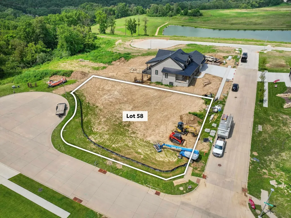 Lot 58 South Pointe Dubuque IA 52003