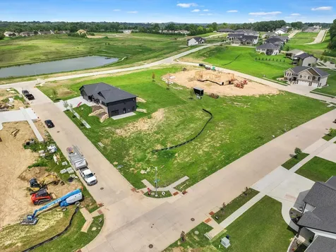 Lot 61 South Pointe Dubuque IA 52003