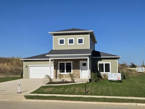 2303 Tiffany Dubuque IA 52002