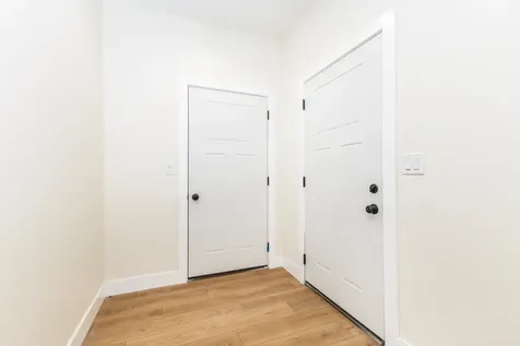 2303 Tiffany Dubuque IA 52002