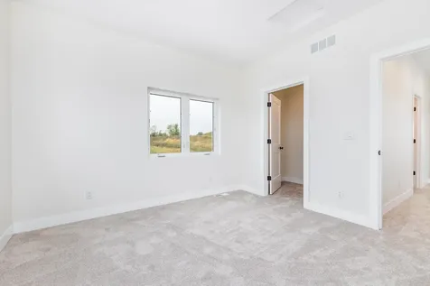 2303 Tiffany Dubuque IA 52002