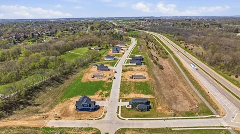 2391 Tiffany Dubuque IA 52001