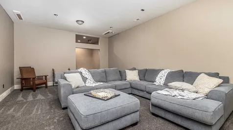 2189 Tuscany Ridge Dubuque IA 52002