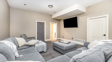 2189 Tuscany Ridge Dubuque IA 52002