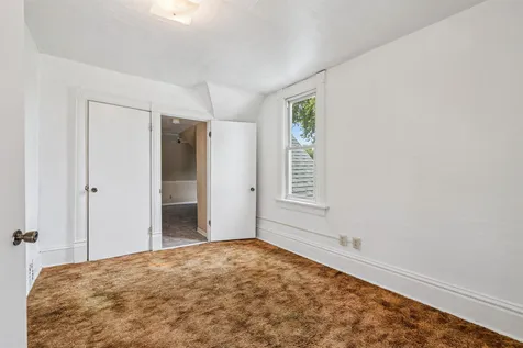 708 N Franklin Manchester IA 52057