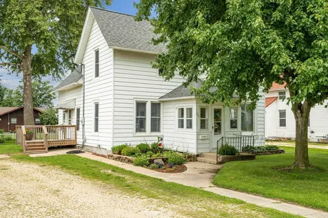 708 N Franklin Manchester IA 52057