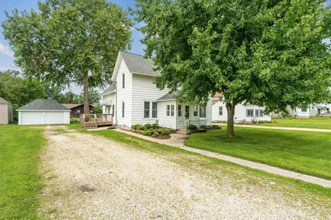 708 N Franklin Manchester IA 52057
