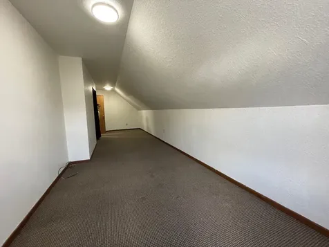 2575 Jackson Dubuque IA 52001