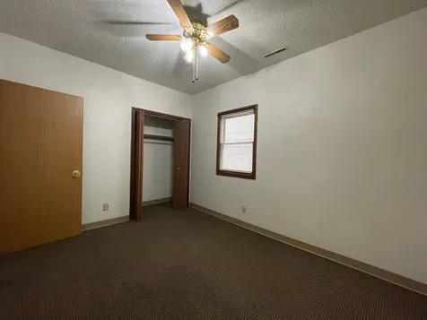 2575 Jackson Dubuque IA 52001