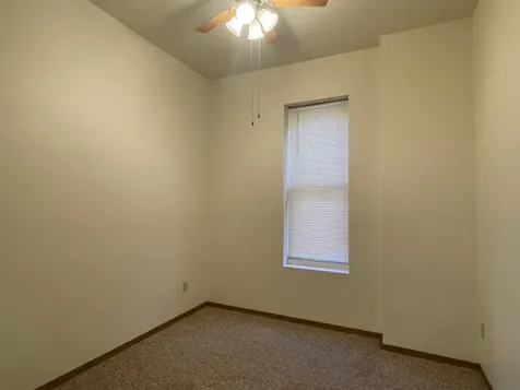 2340 Central Dubuque IA 52001