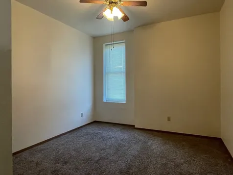 2340 Central Dubuque IA 52001