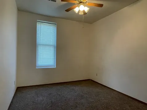 2340 Central Dubuque IA 52001
