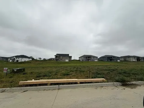 Lot 60 Rustic Point Dubuque IA 52002