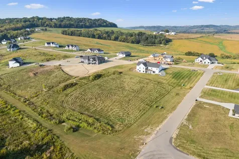 Lot 20 & 21 Oakland Ridge Dubuque IA 52003