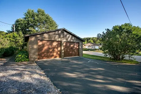 26363 212th Delhi IA 52223