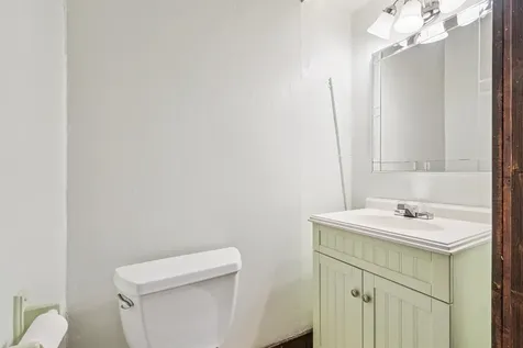 2071 N Main Dubuque IA 52001