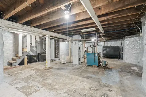 2071 N Main Dubuque IA 52001