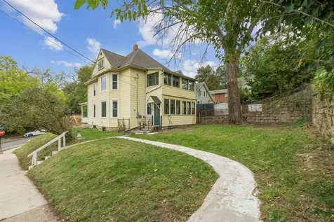2071 N Main Dubuque IA 52001