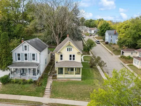 2071 N Main Dubuque IA 52001